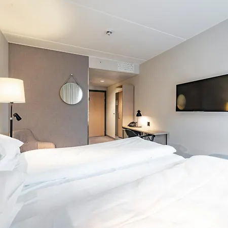 Ξενοδοχείο Scandic Meyergarden 4*